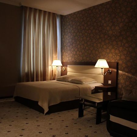 Hotel Empire Kutaisi Room photo