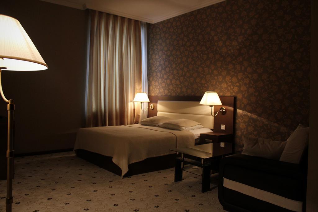 Hotel Empire Kutaisi Room photo